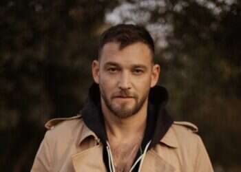 "אני לא יכול להעלים את הפוסט-טראומה, אבל אני משתמש בה כשחקן"