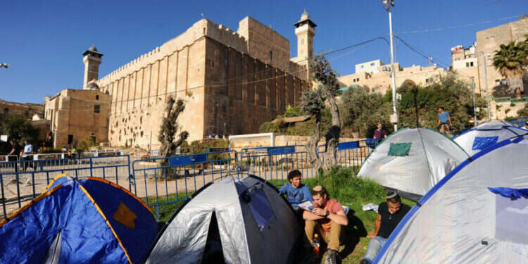 שבת חיי-שרה בחברון, 2017. צילום: מנדי הכטמן - פלאש 90 שבת חיי-שרה בחברון, 2017. צילום: מנדי הכטמן - פלאש 90