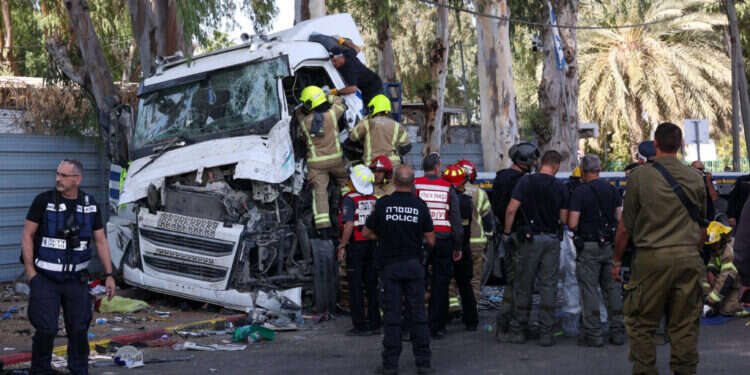 זירת פיגוע הדריסה בגלילות. צילום: איתי רון