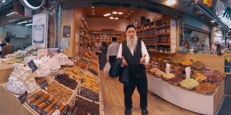 סרט במציאות מדומה יציג את חיי הרב עובדיה יוסף. קרדיט: יוחאי הלל וצוות הפקה הרב עובדיה ב-VR: סיפור חייו בטכנולוגיה ייחודית