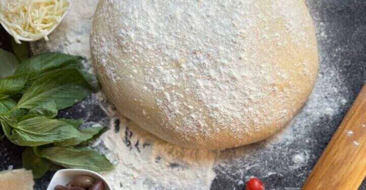 בצק בסיס שמרים בצק בסיס שמרים