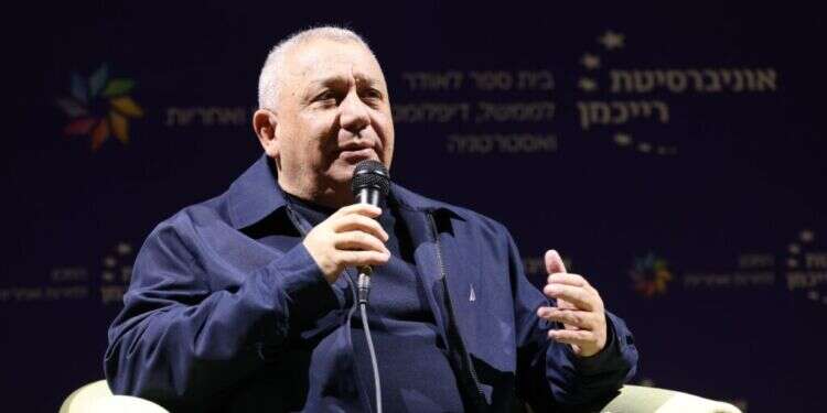 גדי איזנקוט. צילום: גלעד קוולרצ'יק גדי איזנקוט. צילום: גלעד קוולרצ'יק