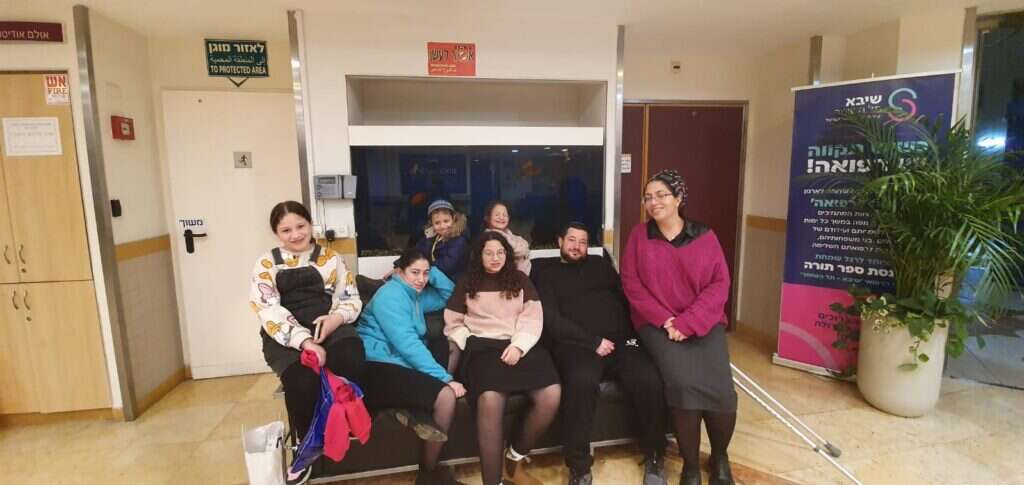 משפחת גולדשטיין. מימין: נעמה ושלומי. צילום: באדיבות המצולמים