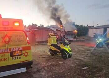 זירת הנפילה בנהריה. צילום: תיעוד מבצעי - מד"א