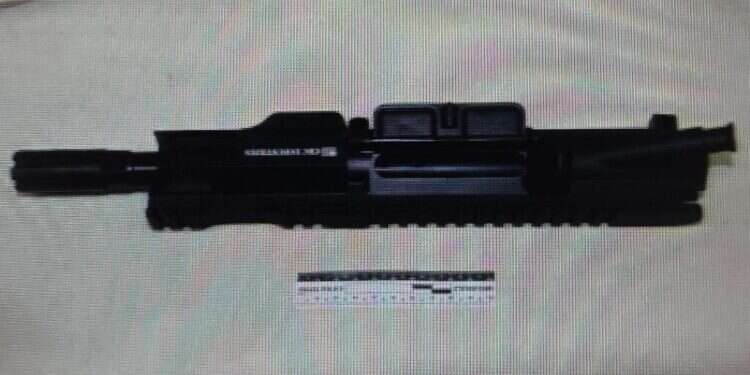 הנשק שהוברח. צילום: דוברות המשטרה הנשק שהוברח. צילום: דוברות המשטרה