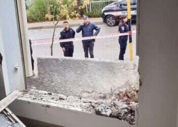 זירת הפגיעה בכרמיאל. צילום: דוברות המשטרה