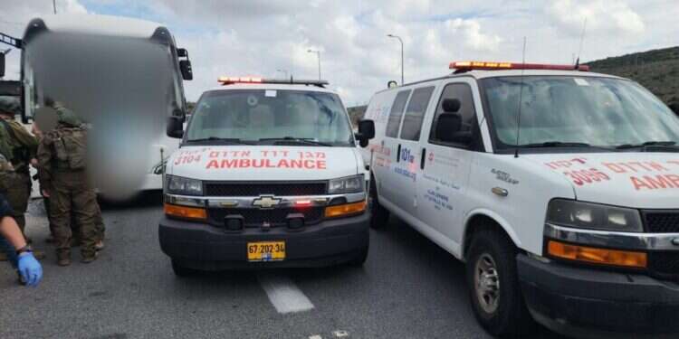 פיגוע ירי בצומת גיתי אבישר: תשעה פצועים, המחבל חוסל