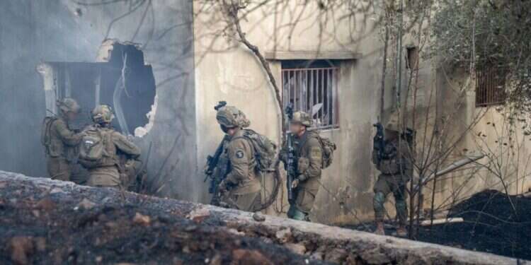 כוחות חטיבה 188 בלבנון. צילום: דובר צה כוחות חטיבה 188 בלבנון. צילום: דובר צה"ל