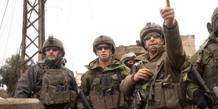 אלוף פיקוד צפון בסיור אתמול. צילום: דובר צה אלוף פיקוד צפון: יכולות האש של חיזבאללה ירדו באופן דרמטי