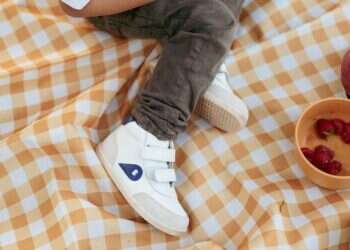 החורף כבר כאן וזה הזמן למצוא מגפיים ונעליים לילדים