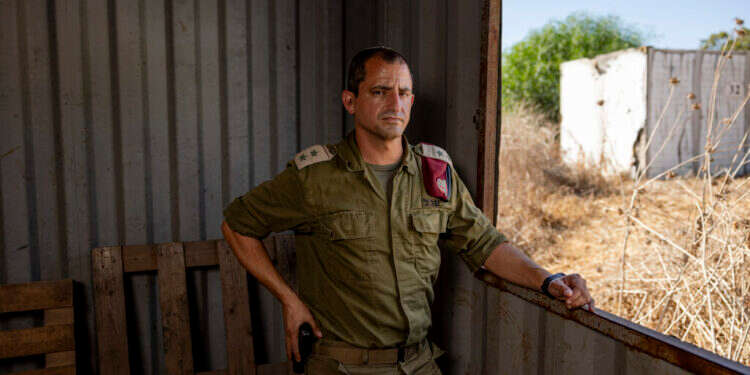 מפקד בית הספר ללוחמה בטרור, סגן אלוף עידו סיטון. צילום: נעמה שטרן
 מפקד בית הספר ללוחמה בטרור, סגן אלוף עידו סיטון. צילום: נעמה שטרן