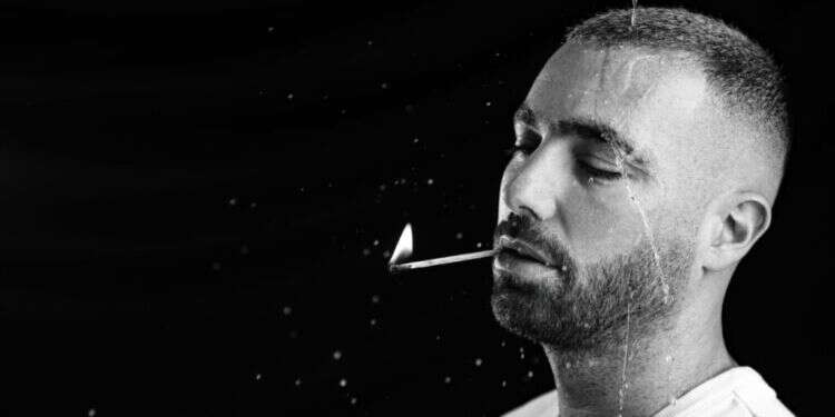 עומר אדם. צילום: טל עבודי "התלבטתי בגלל המלחמה": עומר אדם במסר לקהל, רגע אחרי הוצאת האלבום החדש