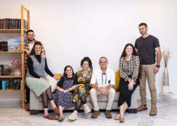 משפחת קליין, רמת אביב ג', תל־אביב. צילום: אבישג שאר־ישוב