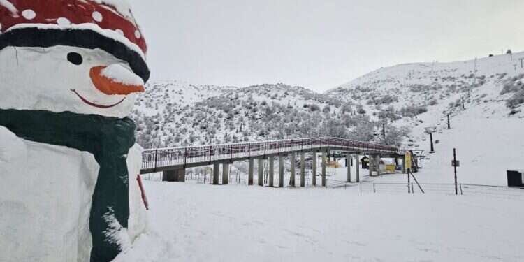 שלג באתר החרמון, בשבוע שעבר. צילום: אתר החרמון צפו: אתר החרמון סגור אך השלג ממשיך להיערם