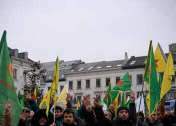 סוף למלחמה? הכורדים בסוריה קוראים להפסקת הלחימה ולדיאלוג עם השלטון החדש