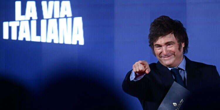 שקיפות מעל הכול. מיליי. צילום: איי.אף.פי