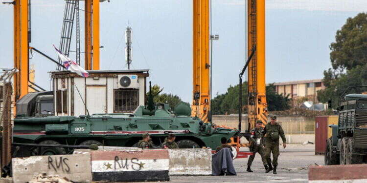 נערכים מחדש: רוסיה בוחנת את יחסיה מול המורדים הסורים