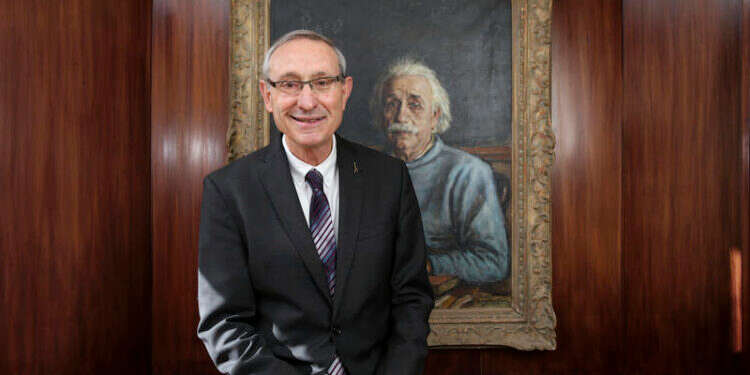 פרופ' מנחם בן ששון. צילום: נתי שוחט, פלאש 90 פרופ' מנחם בן ששון. צילום: נתי שוחט, פלאש 90