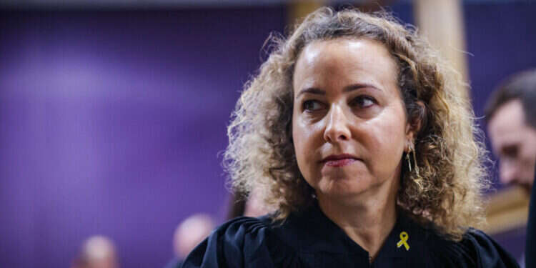 יהודית תירוש (מימין). צילום: חיים גולדברג / פלאש 90 הפרקליטות לביהמ"ש: נתניהו ומשפחתו היו מודעים לכל בקשות הסיקור