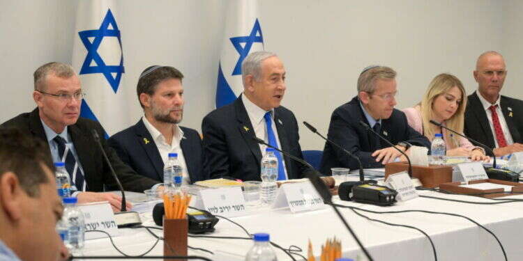 תקציב המדינה נפרץ בפעם השלישית, וכולנו נרגיש זאת בכיס בקרוב