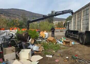 ערבות הדדית: מחלקת שפ"ע בגני-תקווה הצפינה לסייע בשיקום קריית-שמונה
