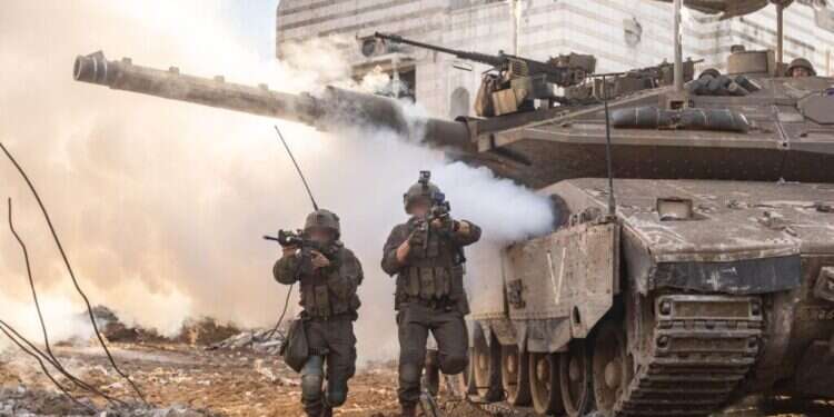 כוחות חטיבת כפיר בבית לאהיה. צילום: דובר צה