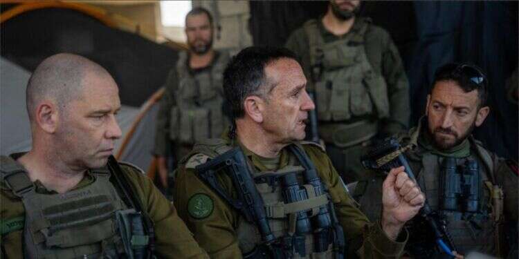 הרמטכ הרמטכ״ל ברפיח: לוחצים את חמאס כדי להחזיר 100 חטופים