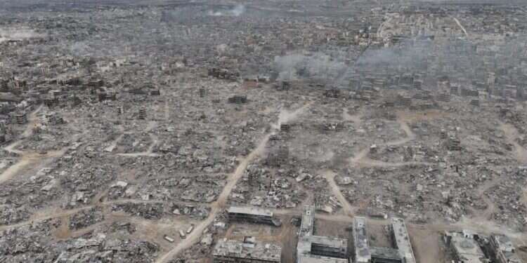 העיר ג'באליה בעזה. צילום: מתוך חשבון הטלגרם של עמית סגל העיר ג'באליה בעזה, בשבוע שעבר. צילום: מתוך חשבון הטלגרם של עמית סגל