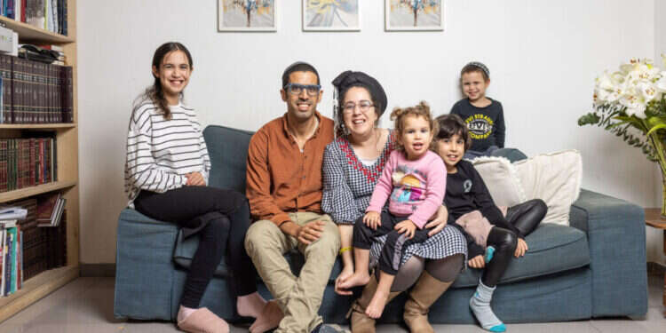 משפחת מבורך, לוד. צילום: אבישג שאר־ישוב משפחת מבורך, לוד. צילום: אבישג שאר־ישוב