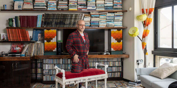 קובי אוז. צילום: אבישג שאר־ישוב
 קובי אוז. צילום: אבישג שאר־ישוב