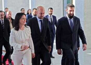 הנשק הדיפלומטי: האיחוד האירופי דוחק את פוטין מחוץ לסוריה