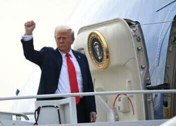 בין סיפוח לעצמאות: תושבי גרינלנד נערכים ליום הבחירות הגורלי