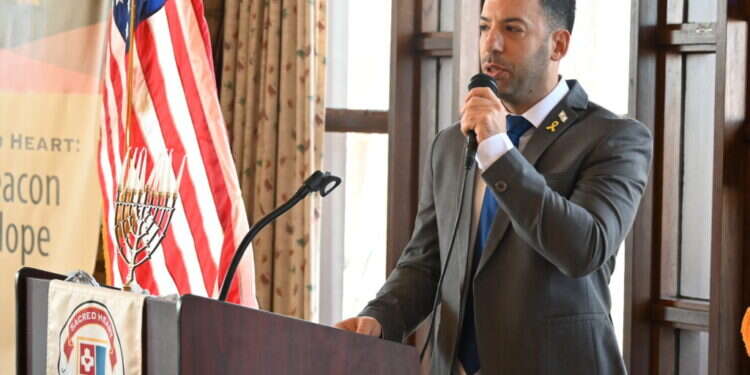 לירן ג'רסי. צילום: Theology of School and Seminary Heart Sacred