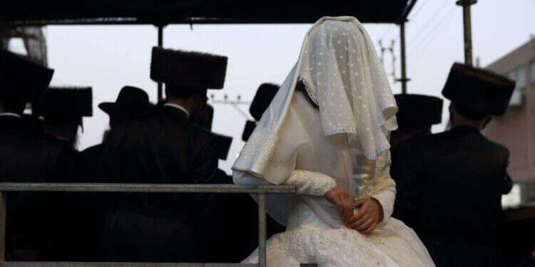 "אם האבא לא מוכן לשלם, הבת שלו עלולה להישאר רווקה זקנה"