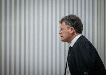 השופט יצחק עמית נמנע מניגוד עניינים? תלוי מתי