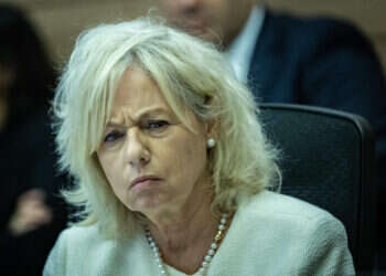 היועמ"שית לבג"ץ: רואי כחלון לא כשיר לתפקיד מ"מ נציב שירות המדינה