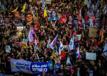 הפגנה בתל־אביב למען עסקת חטופים, בשבוע שעבר. צילום: אריק מרמור, פלאש 90