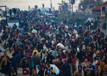 האמת מאחורי המספרים: כמה עזתים נותרו ברצועה, כמה נהרגו וכמה ברחו