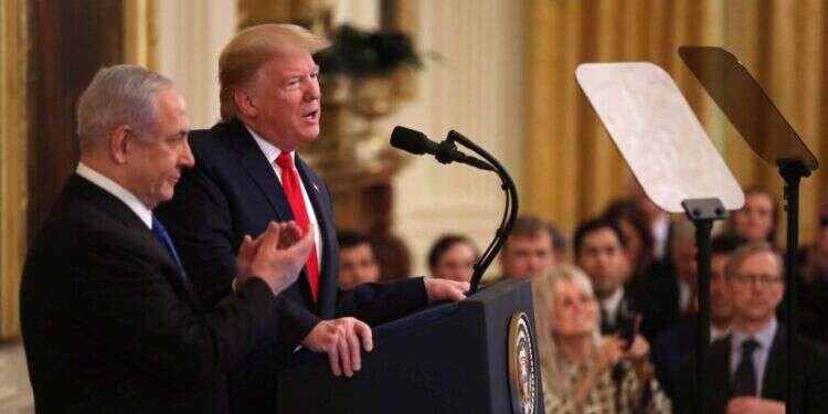 טראמפ ונתניהו בהצגת דיל המאה, ינואר 2020. צילום: גטי אימג'ס
