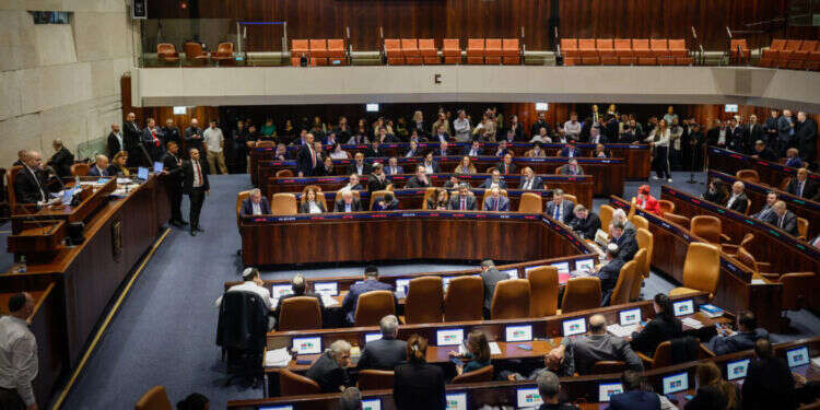 מליאת הכנסת. צילום: נועם מושקוביץ, דוברות הכנסת שלמות הקואליציה לא בסכנה: על המשבר הפוליטי ויישום תוכנית האלופים בעזה