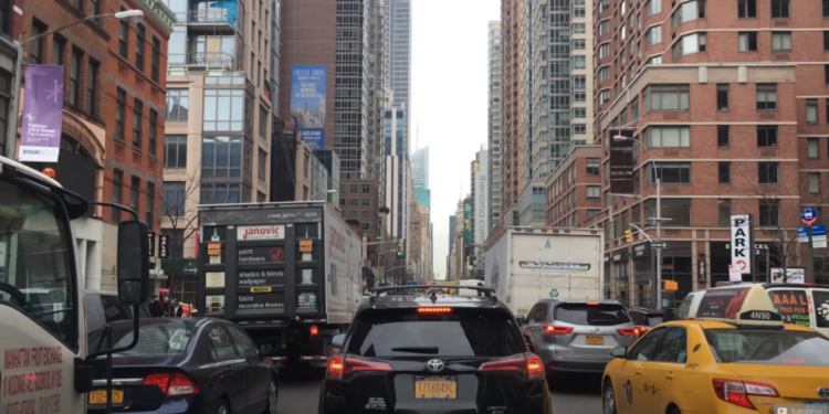 "אגרת פקקים": ניו יורק פותחת במלחמה נגד טראמפ