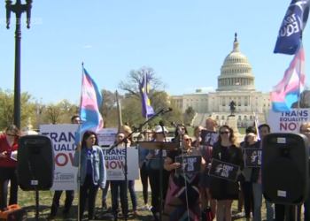 טראמפ מבטל את "האידיאולוגיה הטרנסג'נדרית" בצבא ארה"ב