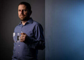 ליפשיץ במשרדי רשות המים בירושלים, השבוע. צילום: אריק סולטן