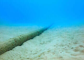 האם האינטרנט שלנו יכול פתאום להיעלם? המלחמה בפגיעה בכבלים התת-ימיים