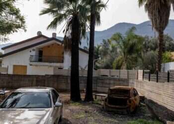 "אנחנו יודעים שאנחנו נכנסים לבית פרטי של אנשים. אנחנו באים רק לעזור"