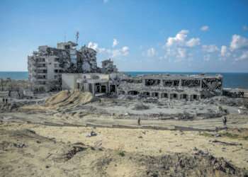 מלון אל־משטל בעזה שנפגע במהלך המלחמה. צילום: AFP