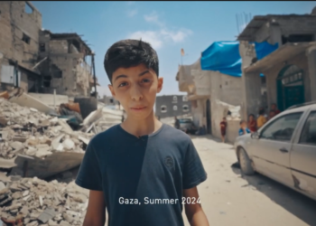 סערה בבריטניה: בפרלמנט מאשימים את ה-BBC בהעברת כספים לחמאס