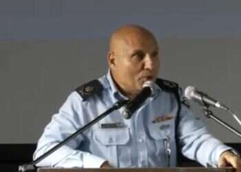 דין משמעתי: ניצב במשטרה ביקש מפקודה שלו לכתוב עבורו עבודות אקדמיות