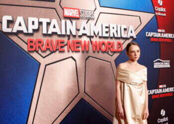 "סברה חייבת ללכת": הפגנות נגד שירה האס בפרימיירת קפטן אמריקה