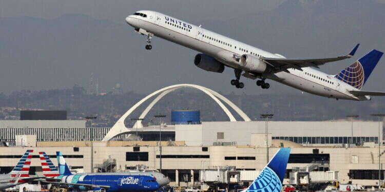 המחירים יירדו? יונייטד תחדש את הטיסות מארה"ב לישראל